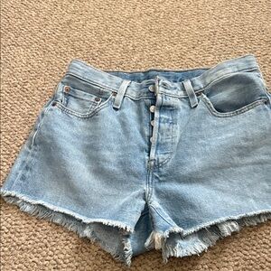 Light Blue Denim Women Shorts Levi 501 size 8
